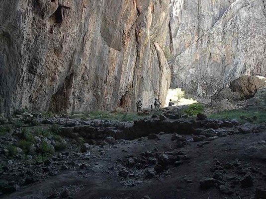 Höhle II